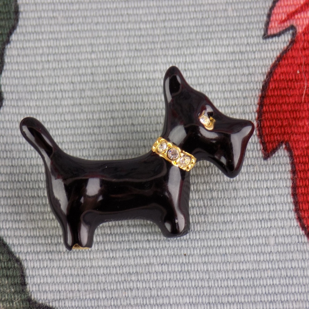 SFJ Black Scotty Dog Pin brooch Scottish terrier